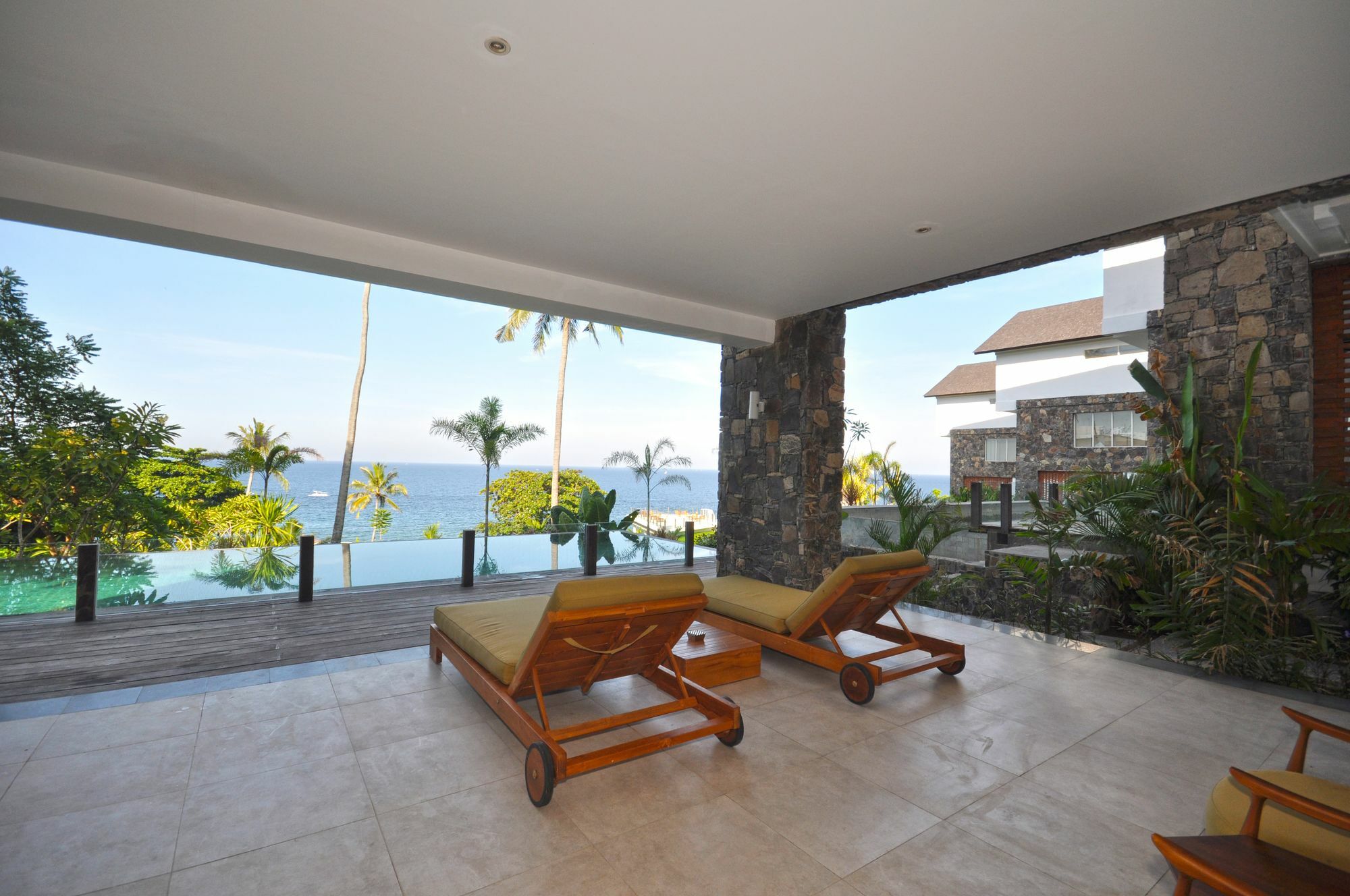 Rajavilla Lombok Resort - Seaside Serenity Senggigi Ngoại thất bức ảnh